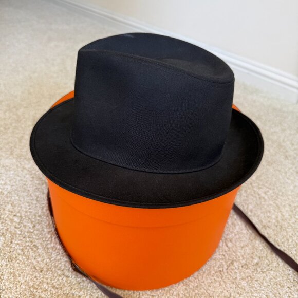 Hermès Fedora Clou de Selle – Black Cotton-Viscose, Original Box  & Ribbon - Picture 5 of 10